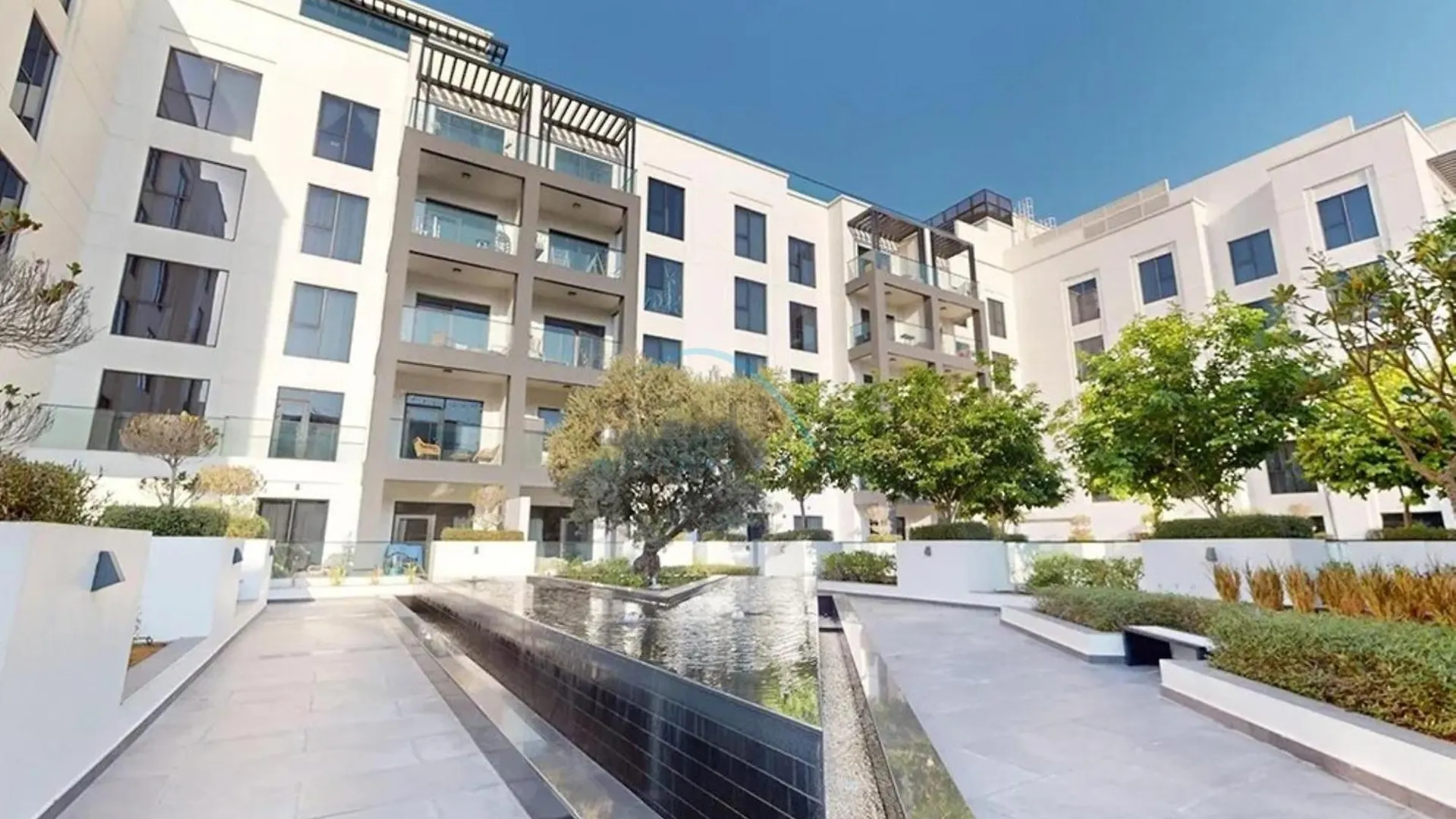 Near Circle Mall And Steps From The Park, Hyati Avenue, Jvc By Deluxe Holiday Homes Dubai Apartment